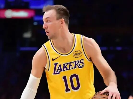 开云在线开户-肯纳德到湖人后场均10.2分，三项61/48/91%&amp;amp;真实命中率74%|国王|NBA常规赛|投篮|卢克-肯纳德|卢克·肯纳德_新浪体育_新浪新闻